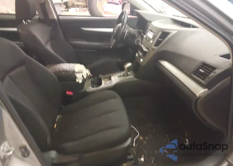 2011 Subaru Legacy 2.5I Premium z USA, uszkodzony, nr VIN 4S3BMCC6XB3211125